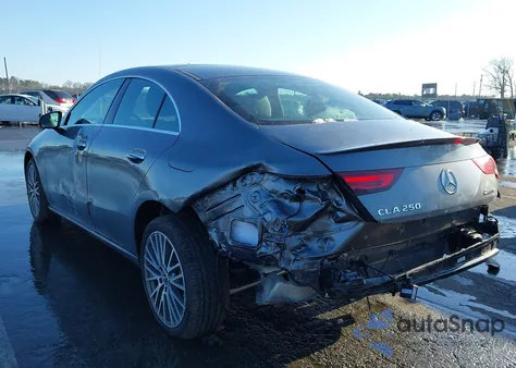 2021 Mercedes-Benz Cla 250 4Matic z USA, uszkodzony, nr VIN W1K5J4HB9MN193585